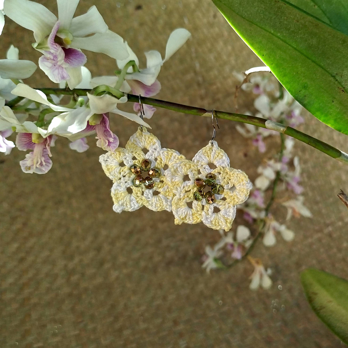 Boucle d'oreille, 5 pétales
