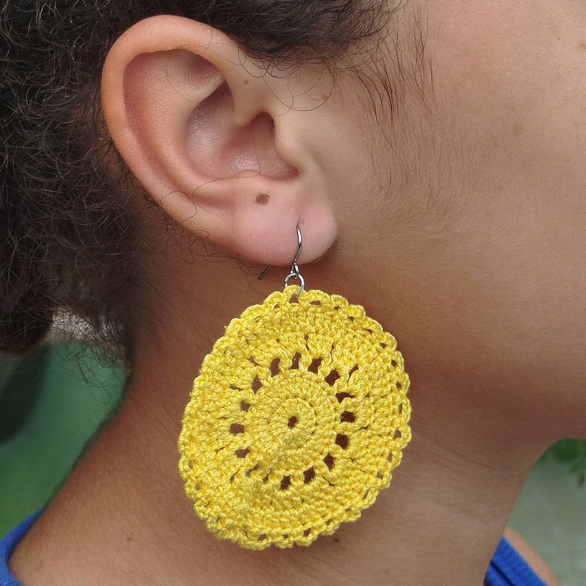 Boucle d'oreille, Grand médaillon