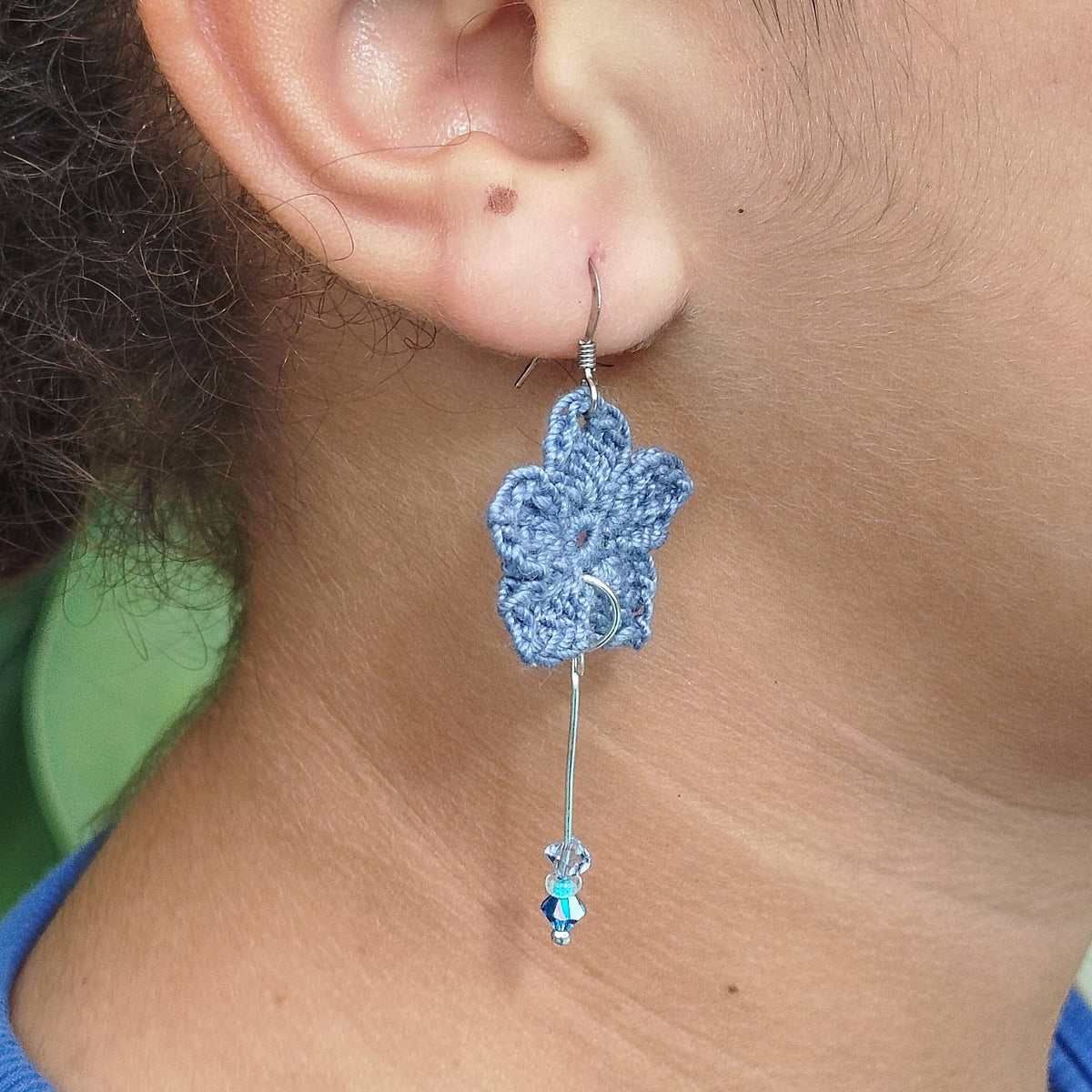 Boucle d'oreille, Myosotis suspendu