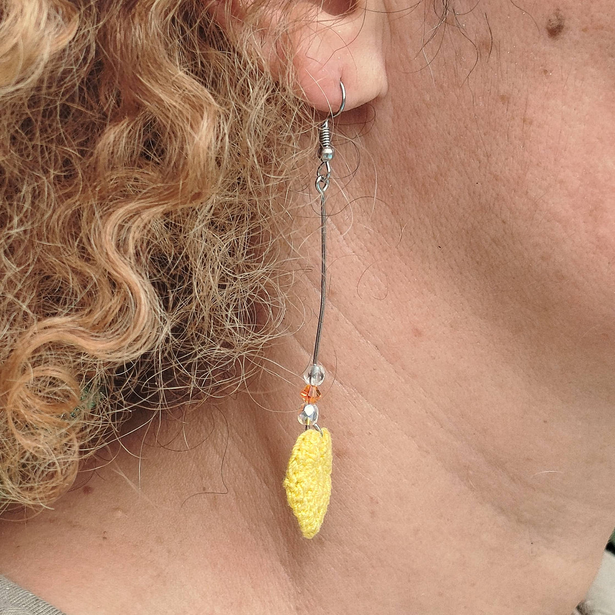 Boucle d'oreille, Coeur suspendu