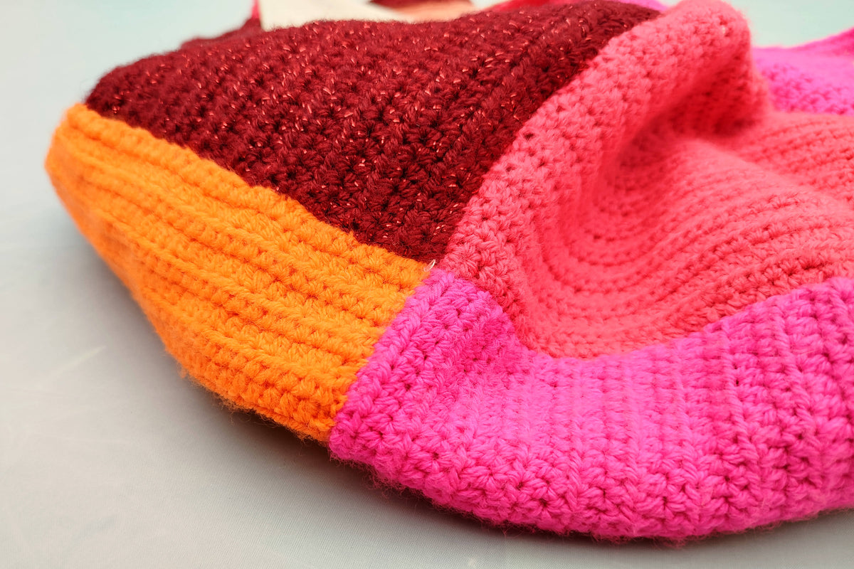 Sac quadri-color en crochet